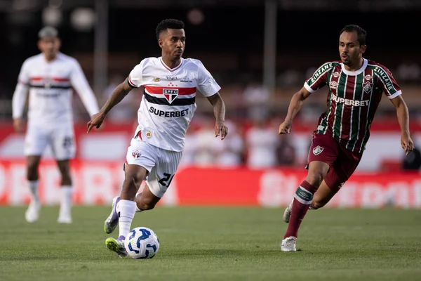 Foto colorida de São Paulo e Fluminense - Metrópoles