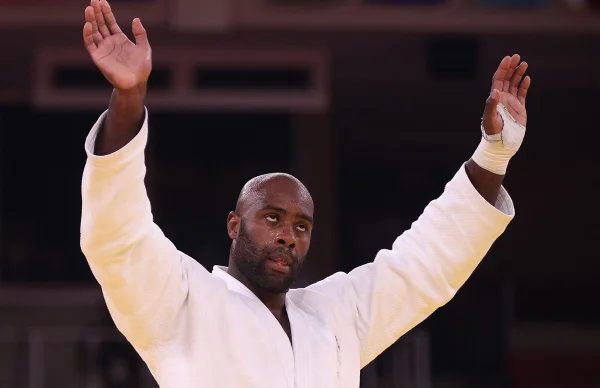 Rafael Silva perde para Teddy Riner e está fora da Olimpíada