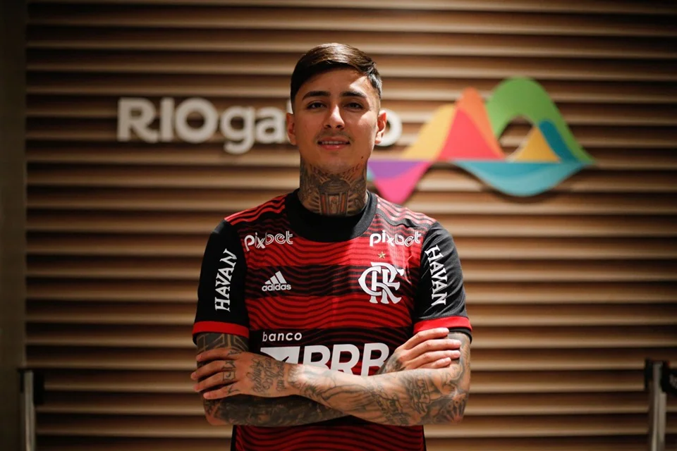 Erick teve fratura no quinto metatarso Erick teve fratura no quinto metatarso