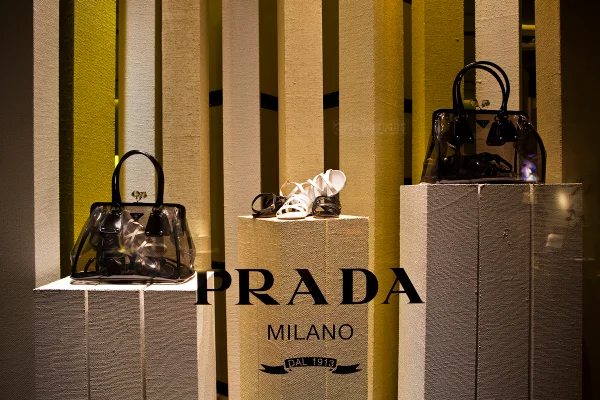 Loja da Prada em Milão - Metrópoles