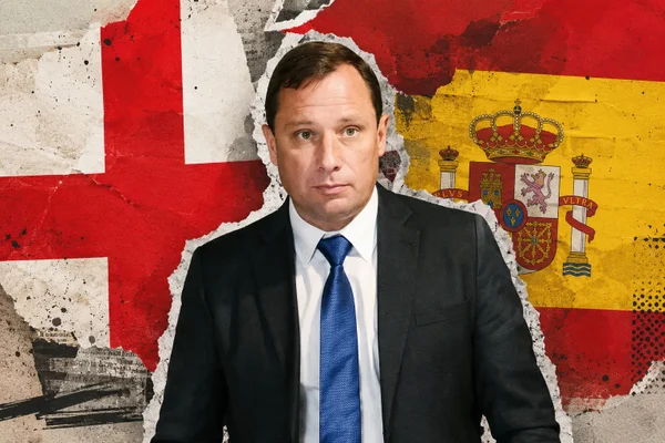 Mauro Cid recebe segunda proposta para atuar como professor na Europa - Metrópoles