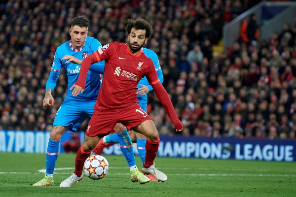 Foto colorida de Mohamed Salah e Jimenez - Metrópoles