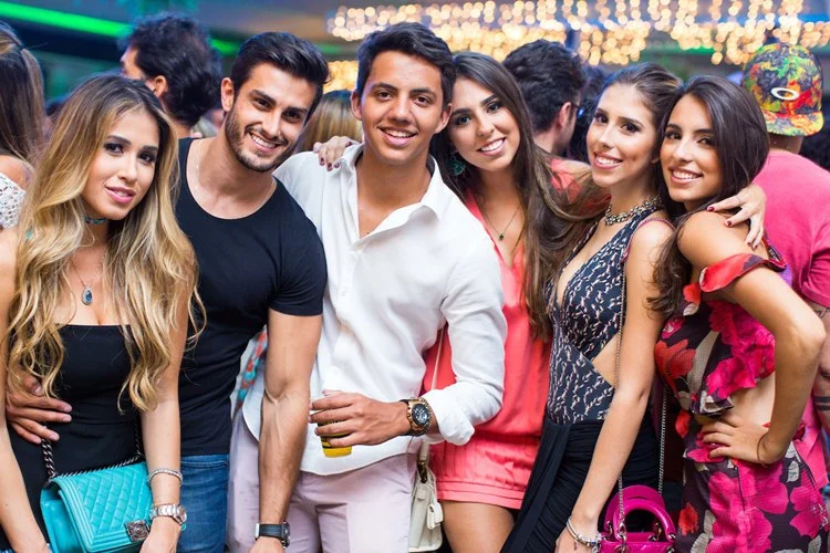 Victoria, Bruno bueno, Paulo Henrique, Manuella, Julia, e Vitória Cruz Victoria, Bruno bueno, Paulo Henrique, Manuella, Julia, e Vitória Cruz