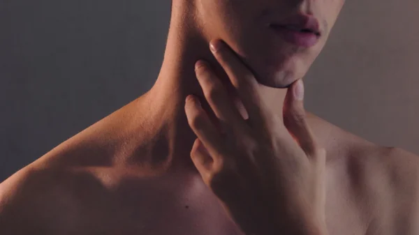 7 sintomas que podem indicar câncer de tireoide