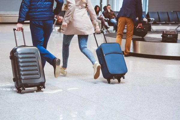 viagem - casal - romance - turismo