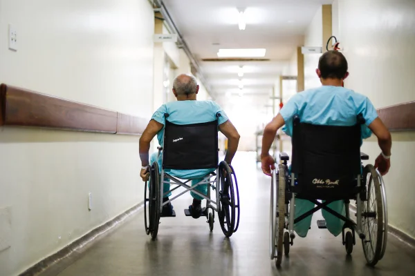 Pacientes em Hospital de Apoio