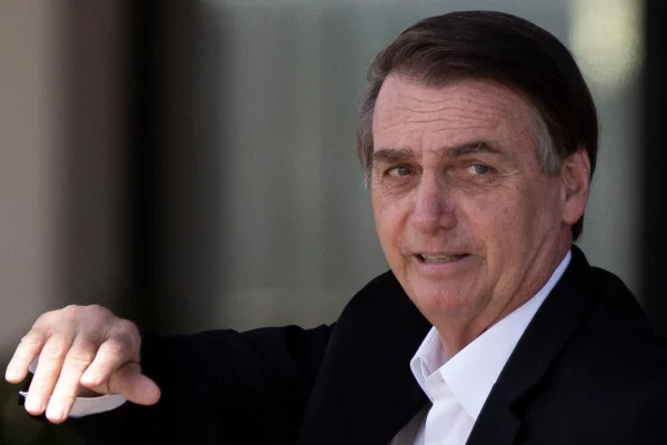 Bolsonaro diz que não há pedido para uso de fronteira contra Venezuela