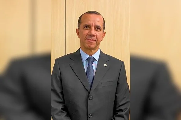 Fotografia de Carlos Alberto Martins Filho, eleito juiz substituto de 2º grau do TJDFT