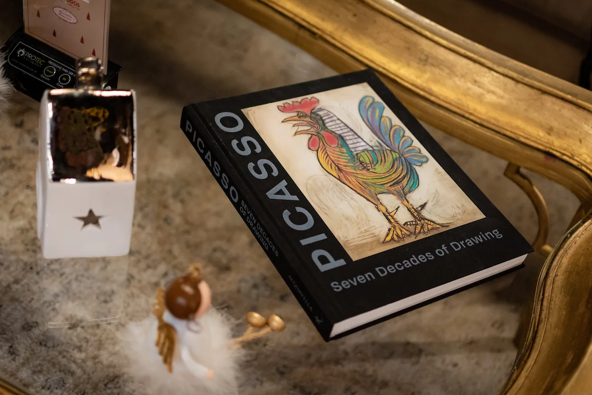 Livro Picasso Seven Decades of Drawing, na Livraria Leitura - R$ 580 Livro Picasso Seven Decades of Drawing, na Livraria Leitura - R$ 580