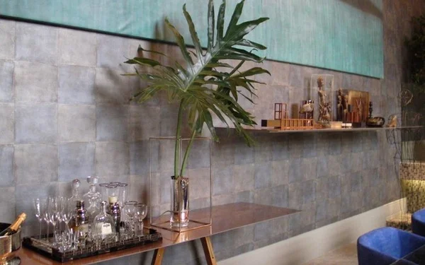 Costela-de-adão vira tendência na decoração e na moda