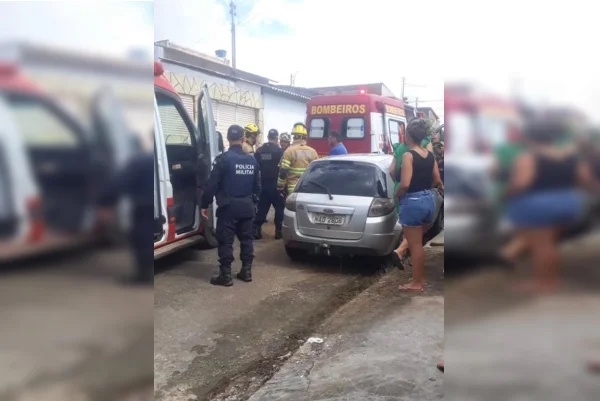 Homem agride mãe e irmãos com facão durante briga em Samambaia