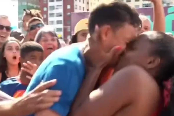 Repórter beijado “a força” no Carnaval diz que não foi assédio