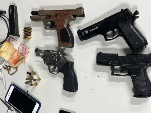 armas-apreendidas-policia-salvador-metropoles