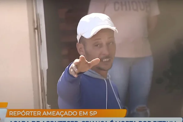 Repórter do SBT foi ameaçado durante reportagem sobre a morte de uma menina de 2 anos atacada por pitbull