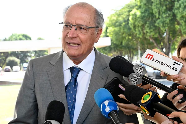 Alckmin diz que reforma tributária vai ao Senado para “pequenos ajustes”