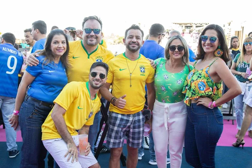 Juliana Sanchez, Nelson Sanchez, Fernando Fernandes, Leda Noleto, Roberta Lindberg e Vitor Miranda Juliana Sanchez, Nelson Sanchez, Fernando Fernandes, Leda Noleto, Roberta Lindberg e Vitor Miranda