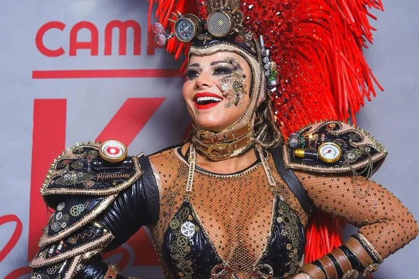 Viviane Araújo