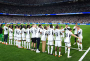 Jogadores do Real Madrid fizeram corredor para aplaudir Kroos