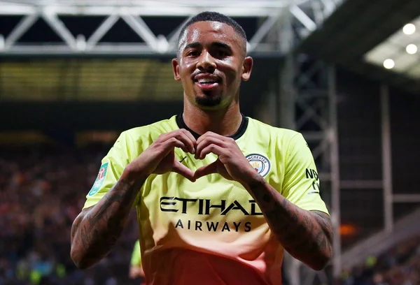 Gabriel Jesus marca em vitória fácil do City na Copa da Liga Inglesa