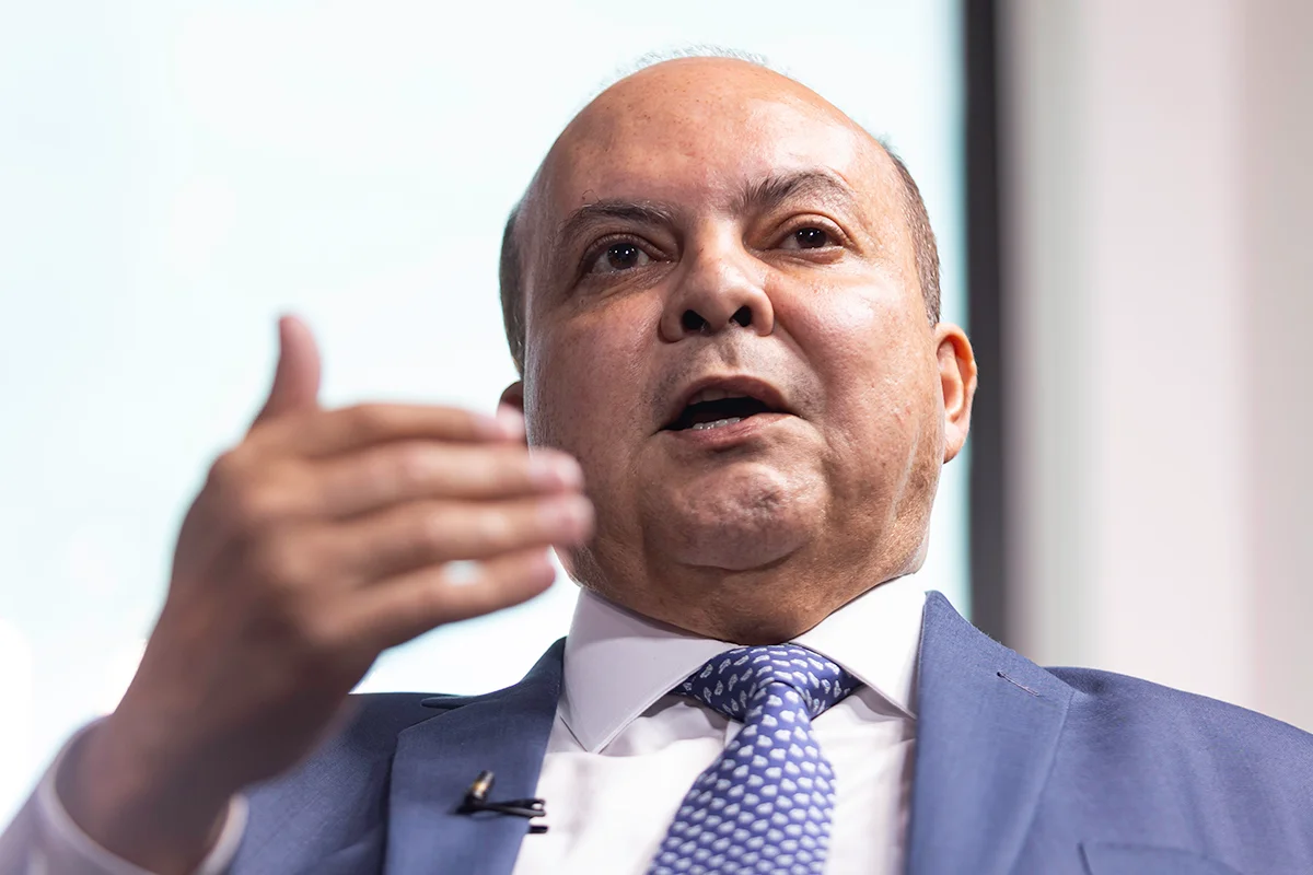Governador do Distrito Federal, Ibaneis Rocha MDB, é entrevistada no estúdio Metropoles