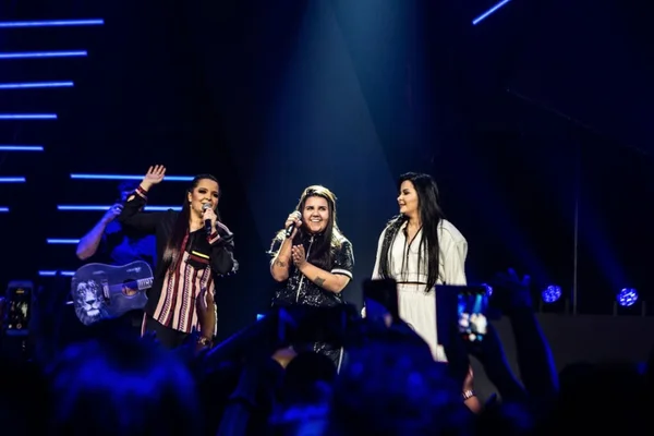 Mensagem Só de Ida: Yasmin Santos lança hit com Maiara & Maraisa