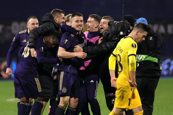 Tottenham perde duas vezes na Croácia e é eliminado da Liga Europa