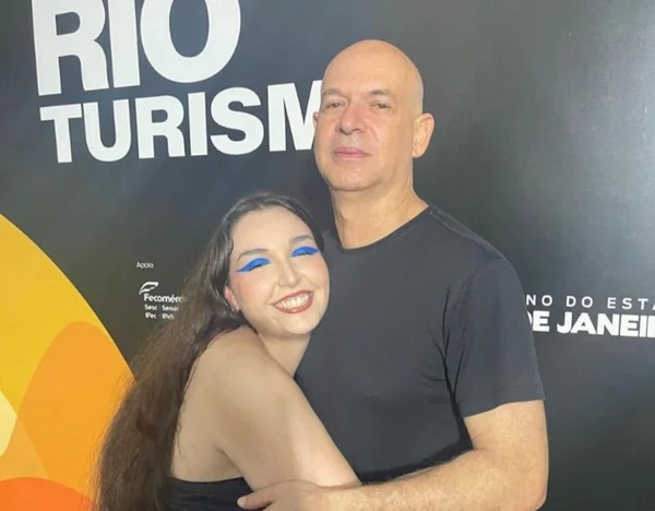 fernando cezar hakme e filha cantora catha