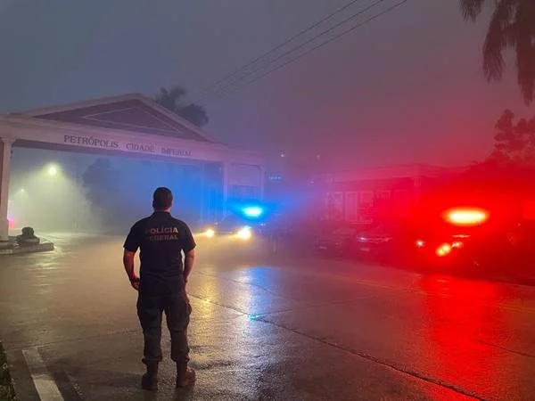 Polícia Federal faz operação no RJ
