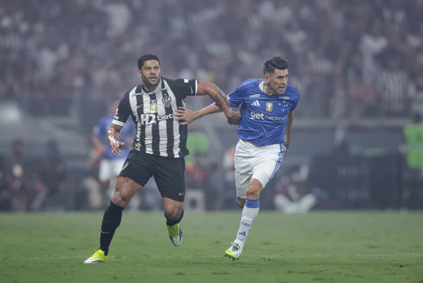 Cruzeiro parabeniza Atlético-MG no aniversário de 118 anos do Galo