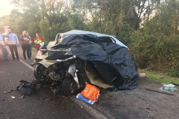 RS: seis pessoas da mesma família morrem em acidente entre dois carros