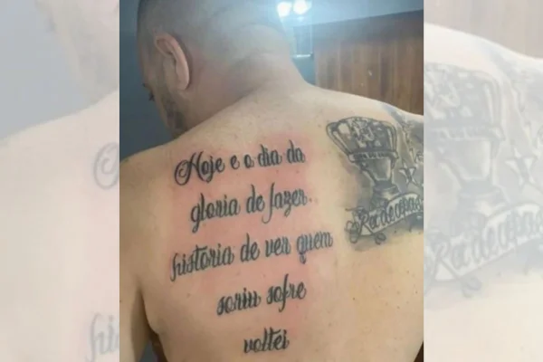 Tatuagem de torcedor do Cruzeiro