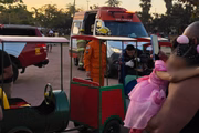 Um trenzinho de brinquedo capotou em Taguaparque e deixou feridos