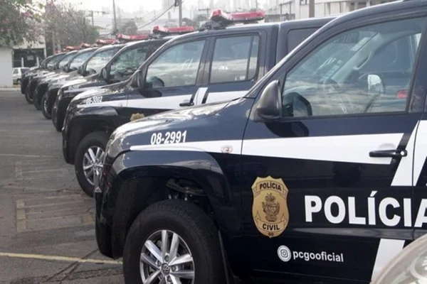 Garotos de programa são presos por extorquir e ameaçar clientes