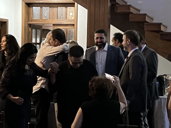 Festa de Dirceu reúne Alckmin, ministros de Lula e até deputado do PL