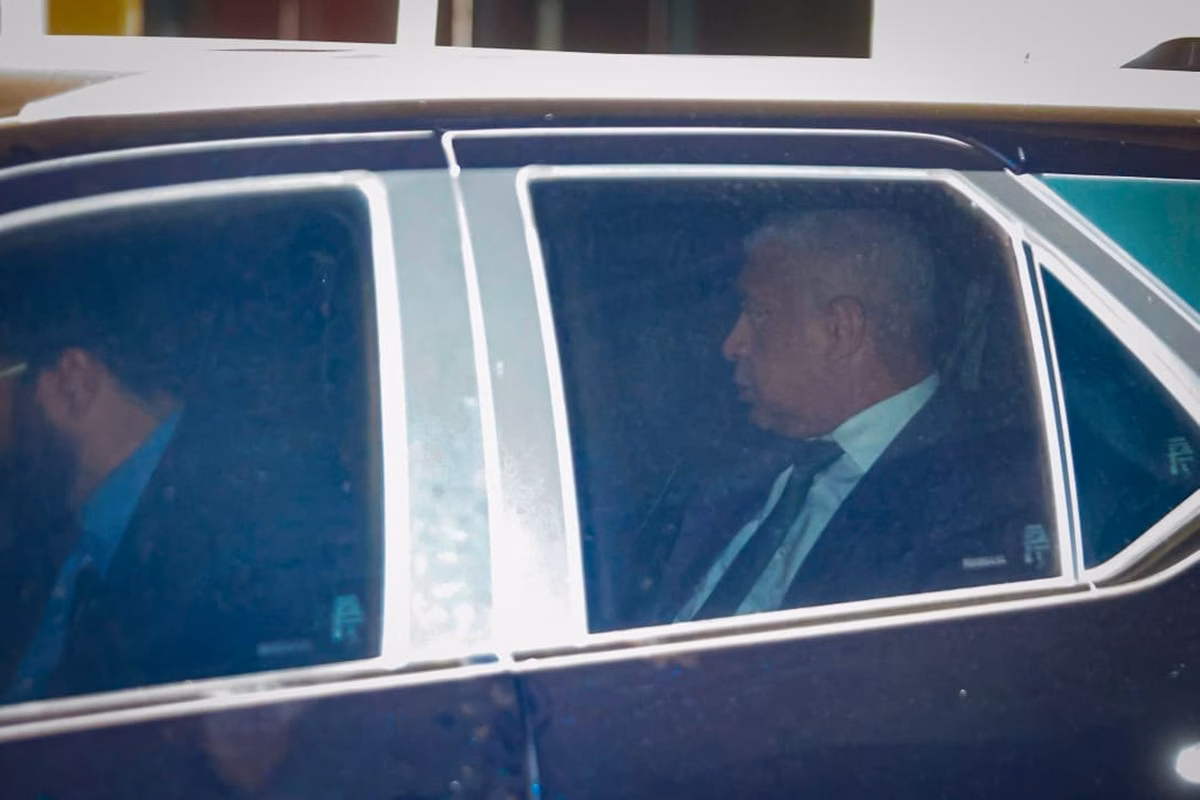 Imagem colorida de Rubens Oliveira Costa é preso após depoimento na Comissão Parlamentar