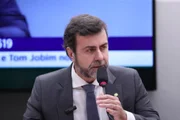 Freixo acusa Meta de favorecer Flávio Bolsonaro e aciona PGE - imagem 3