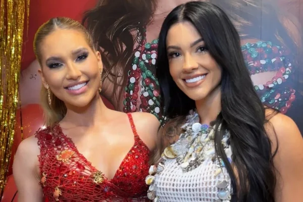 Rayane Figliuzzi foi a Grande Rio e encontrou Virginia Fonseca
