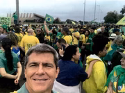 General Mario Fernandes deixou fotos na nuvem