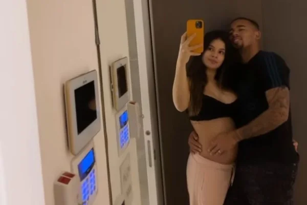 Gabriel Jesus e Raiane Lima