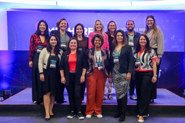 Especialistas debatem presença de mulheres na área de cibersegurança