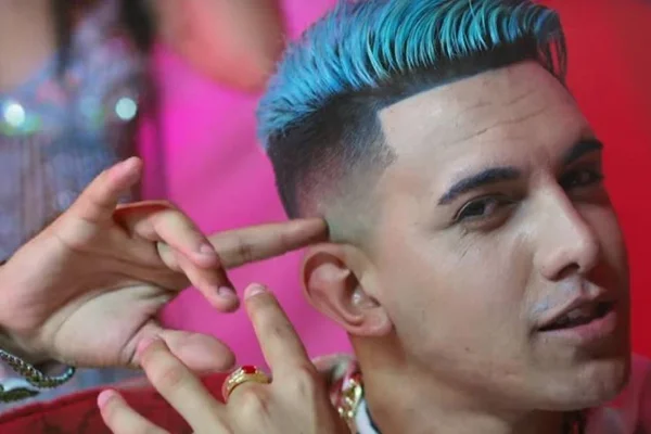 MC Fioti lança clipe no dia que hit Bum Bum Tam Tam vira hino da Coronavac