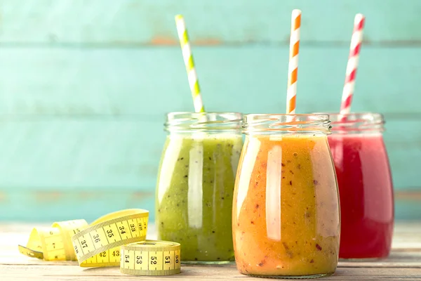 Confira 5 sucos refrescantes e saudáveis para brindar a primavera