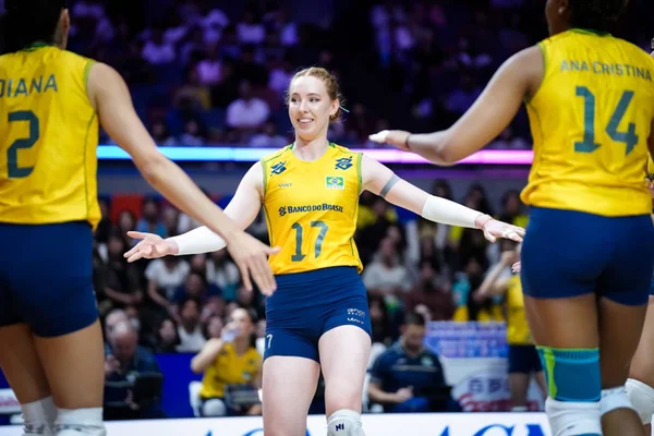 Em jogo duro, Brasil vence Polônia e garante vaga na fase final da VNL - destaque galeria Em jogo duro, Brasil vence Polônia e garante vaga na fase final da VNL - destaque galeria