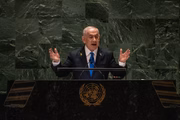 Israel adota lei que proíbe atividades da agência da ONU para refugiados palestinos no país