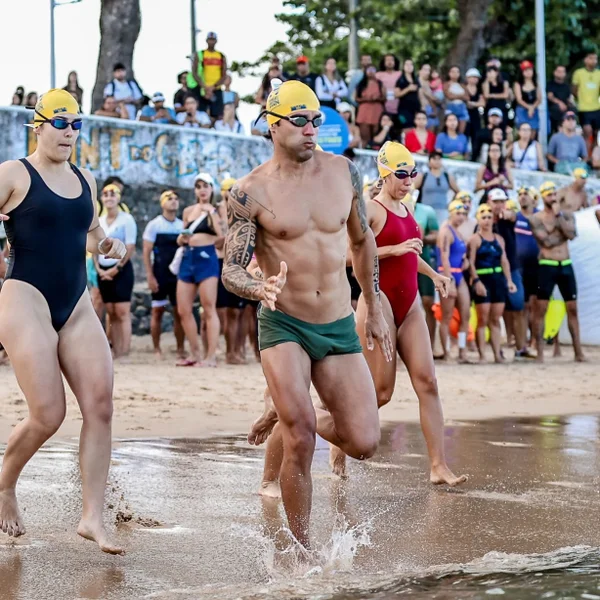 Daniel Cady, ex de Ivete, encanta com físico ao ganhar competição esportiva - destaque galeria