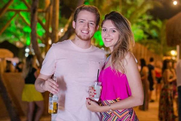 Daniel Tiveron e Ana Beatriz Araujo Daniel Tiveron e Ana Beatriz Araujo