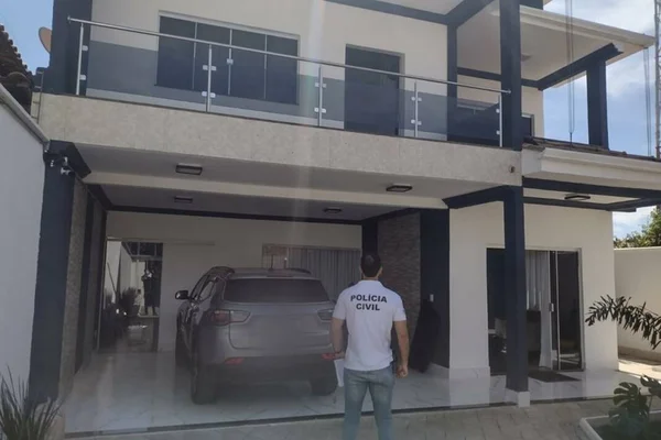 casal de golpistas mantinha vida de luxo em goiânia, goiás, vendendo passagens e pacotes de viagens falsos