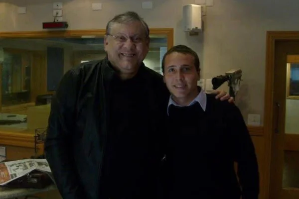 Foto colorida de Milton Neves e Roberto Pereira Gozzi - Metrópoles