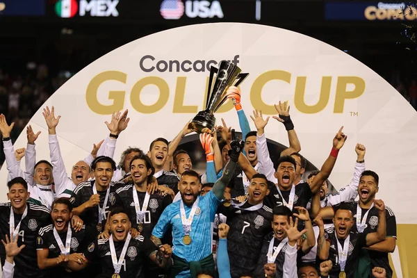 México bate Estados Unidos em Chicago e fatura a Copa Ouro pela 8ª vez
