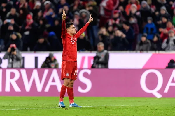Bayern massacra Werder Bremen com hat-trick de Philippe Coutinho